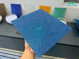 Tấm nhựa lấy sáng poly sần 6mm