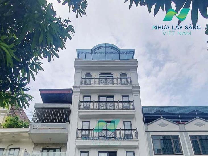 Công trình mái sân thượng ghi xám