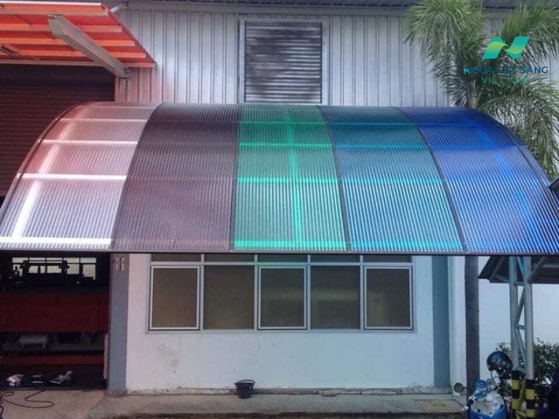 Sản phẩm polycarbonate rỗng
