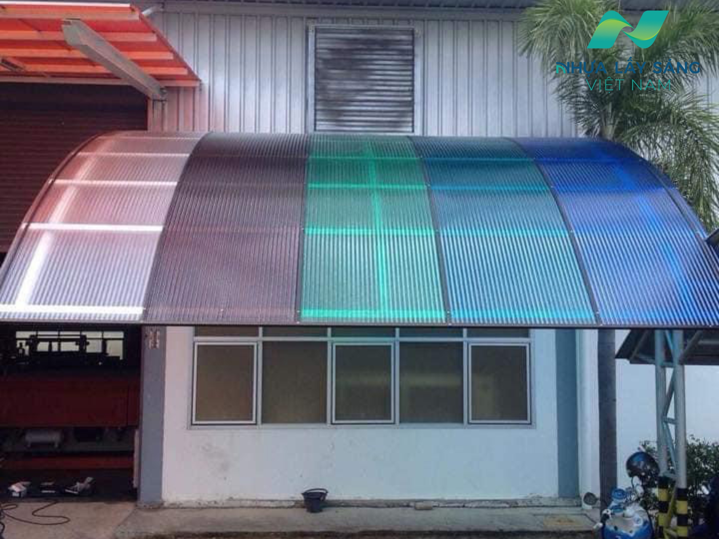 Tấm Polycarbonate rỗng nhiều màu sắc