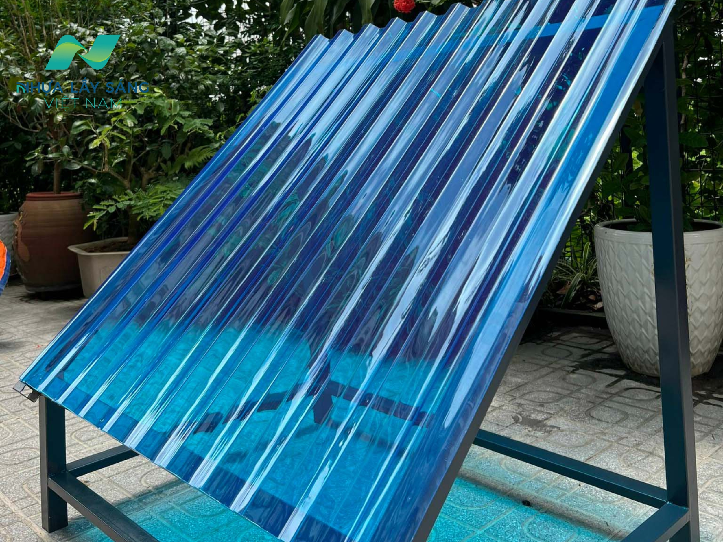 Tấm nhựa Polycarbonate sóng