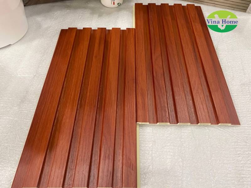 Tấm nhựa ốp tường Nano 5 sóng thấp nâu đỏ